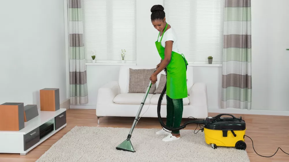 Living room rug cleaned by professional rug cleaning service in Botley