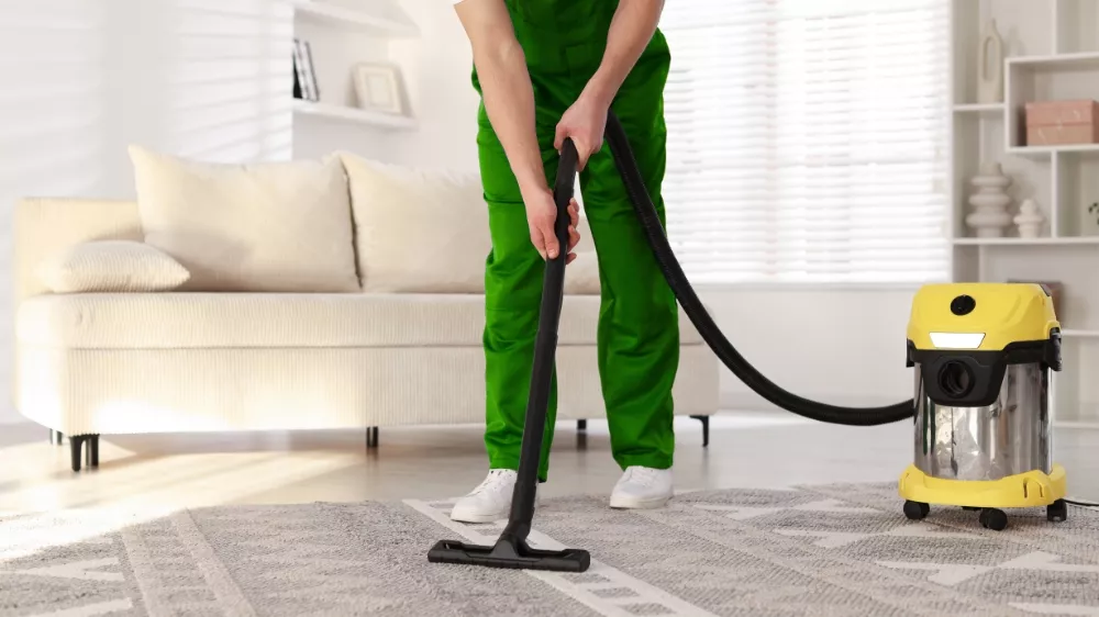Residential carpet care by best carpet cleaner in Iffley